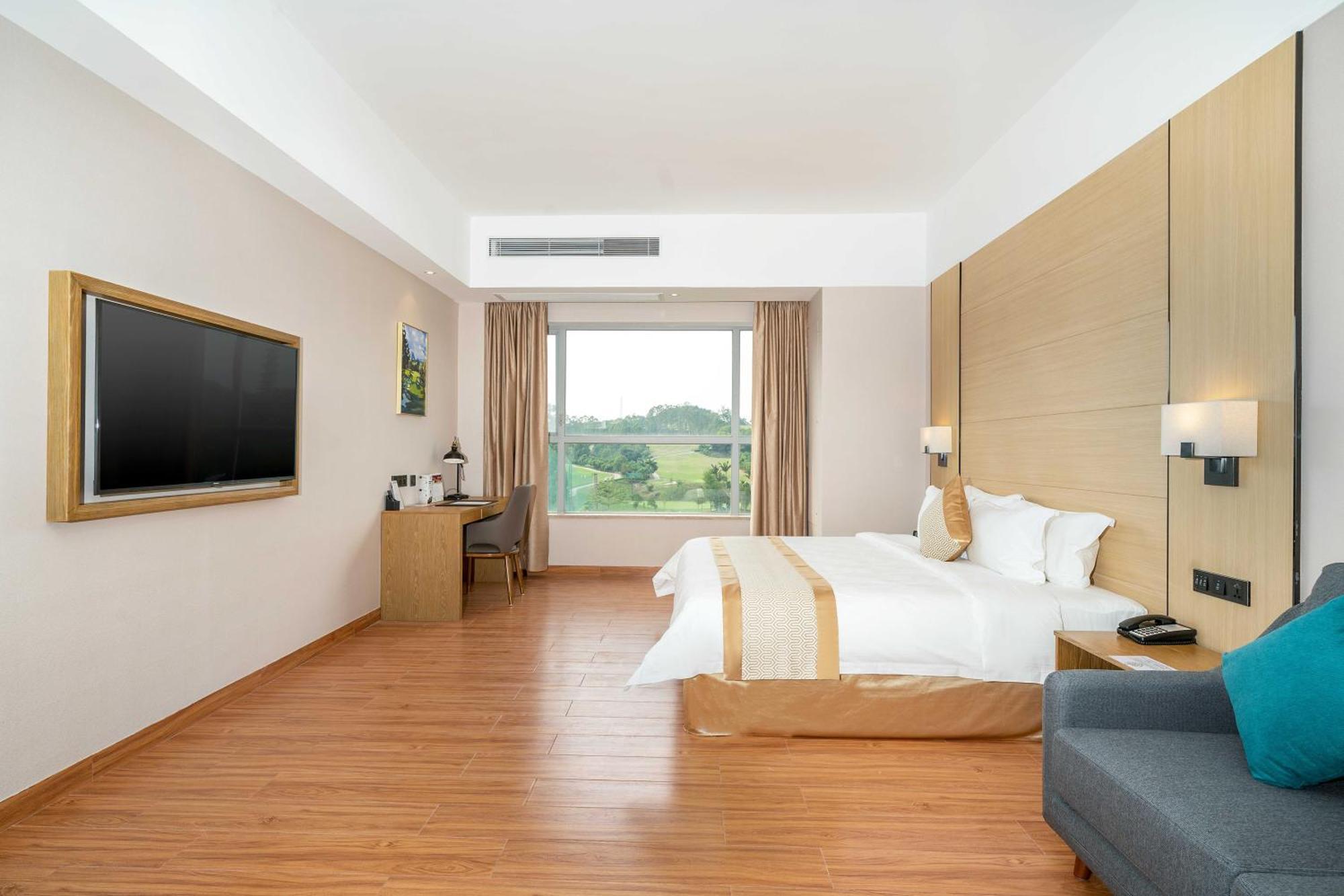 Phoenix Hill Hotel Dongguan - Golf Course Shop Экстерьер фото