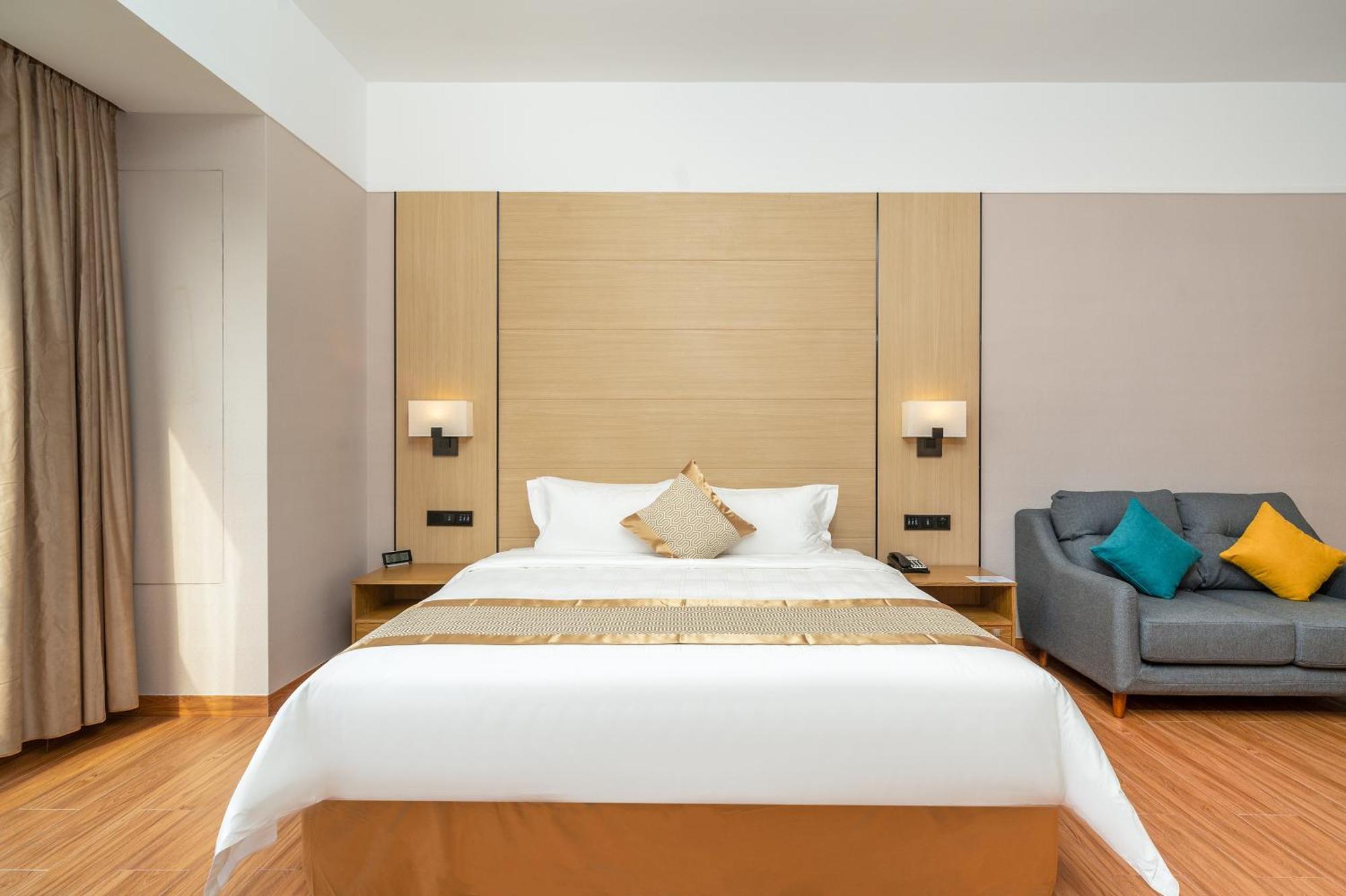Phoenix Hill Hotel Dongguan - Golf Course Shop Экстерьер фото