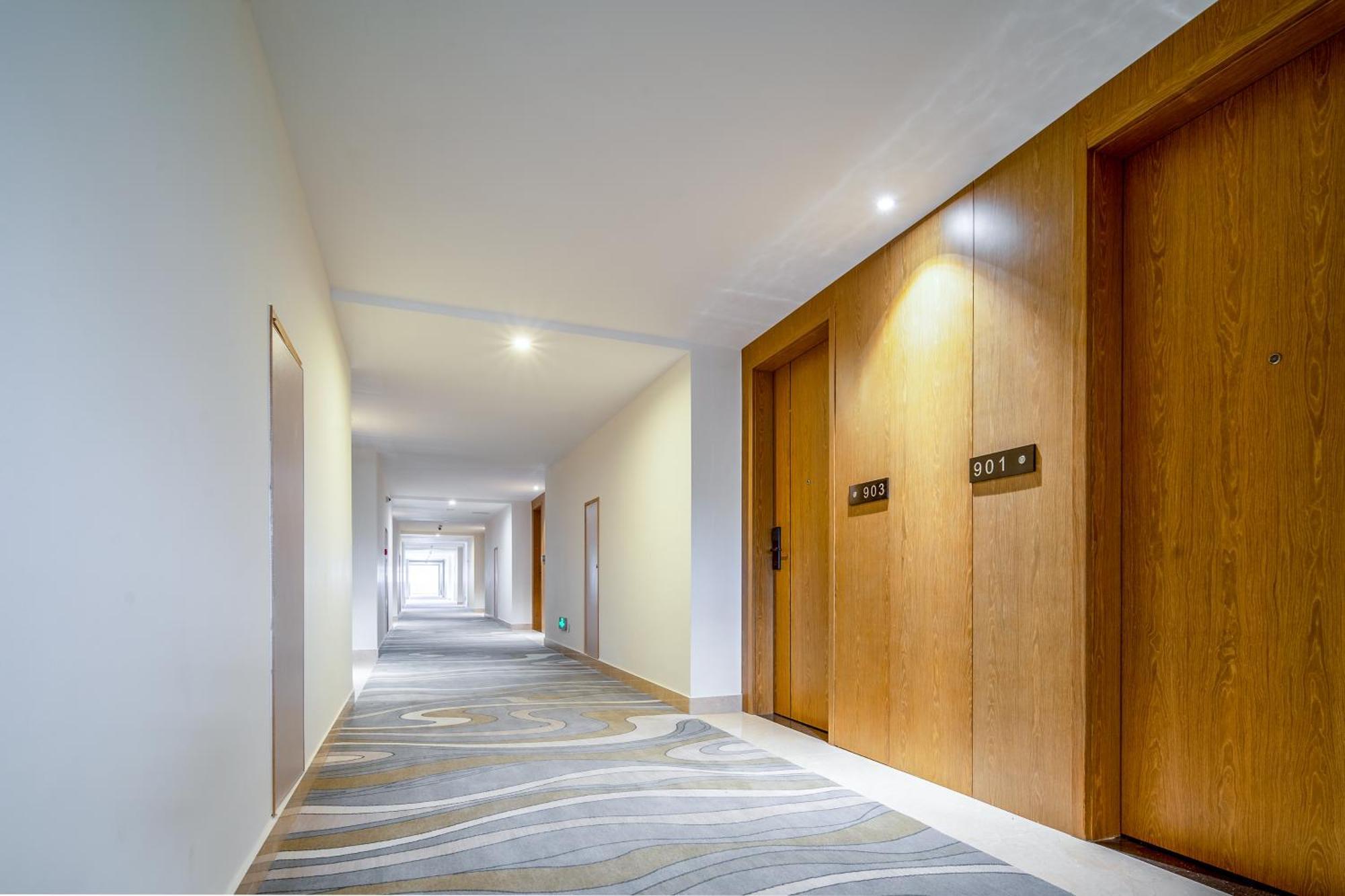 Phoenix Hill Hotel Dongguan - Golf Course Shop Экстерьер фото